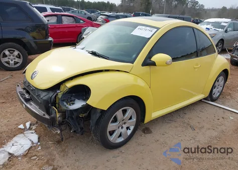 2007 Volkswagen New Beetle 2.5 from USA, damaged, VIN 3VWRG31C77M505339